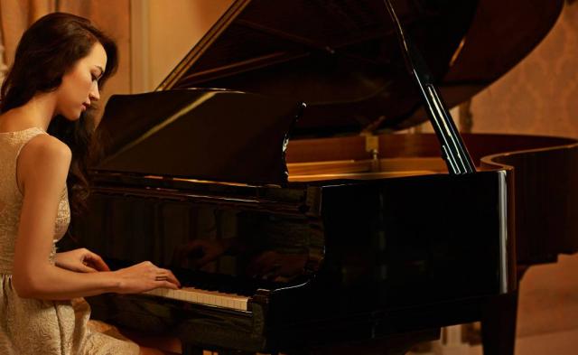 Excellentes leçons de piano pour les musiciens amateurs | Institut de Musique de Paris